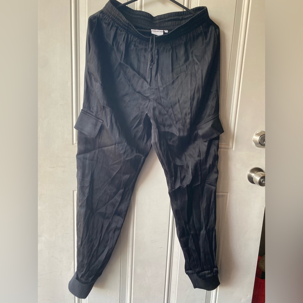 Good American Black Cargo Pants